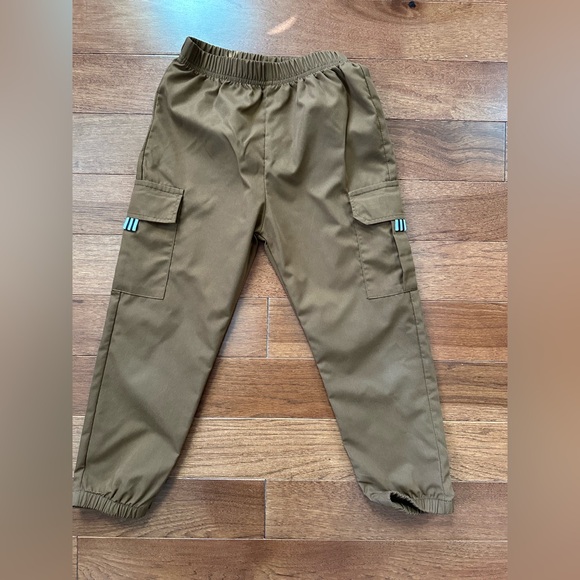 Not sure Other - Kids Olive Cargo Joggers